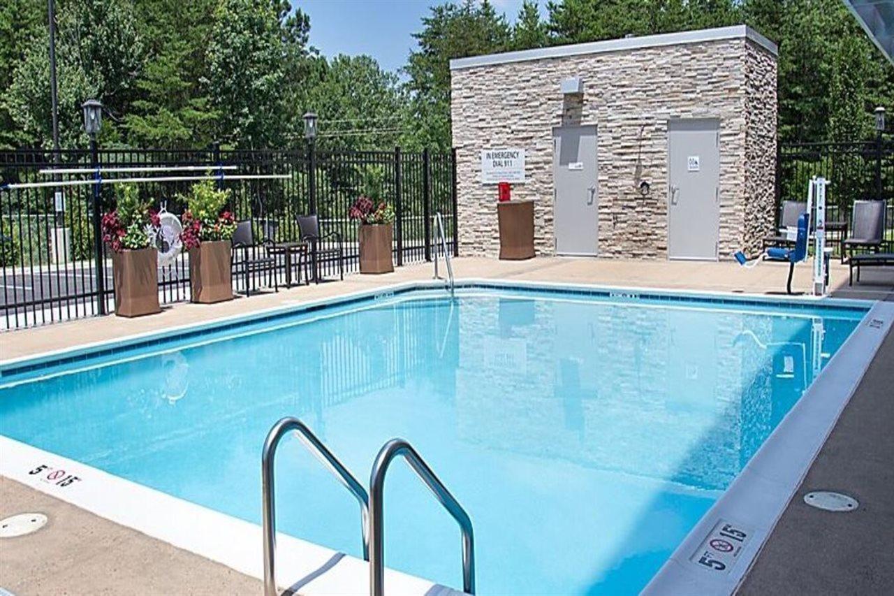 Holiday Inn Express & Suites Tuscaloosa East By Ihg Exterior foto
